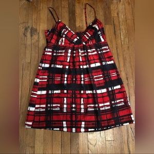 2/$8 New York and Company Shell top 16